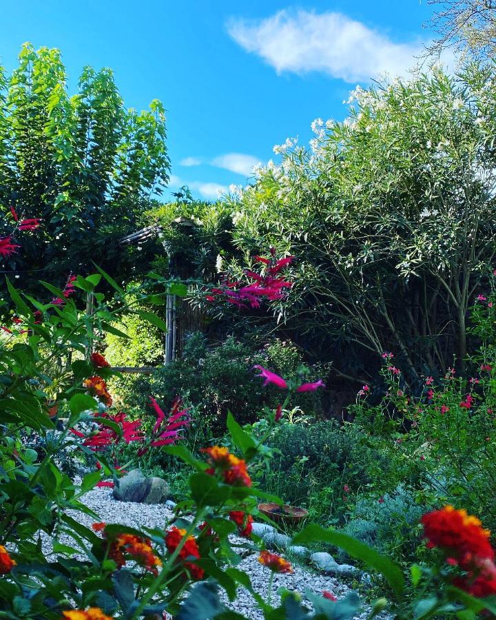 La Poterie Bed and Breakfast Carresse Εξωτερικό φωτογραφία