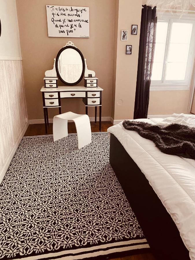La Poterie Bed and Breakfast Carresse Εξωτερικό φωτογραφία