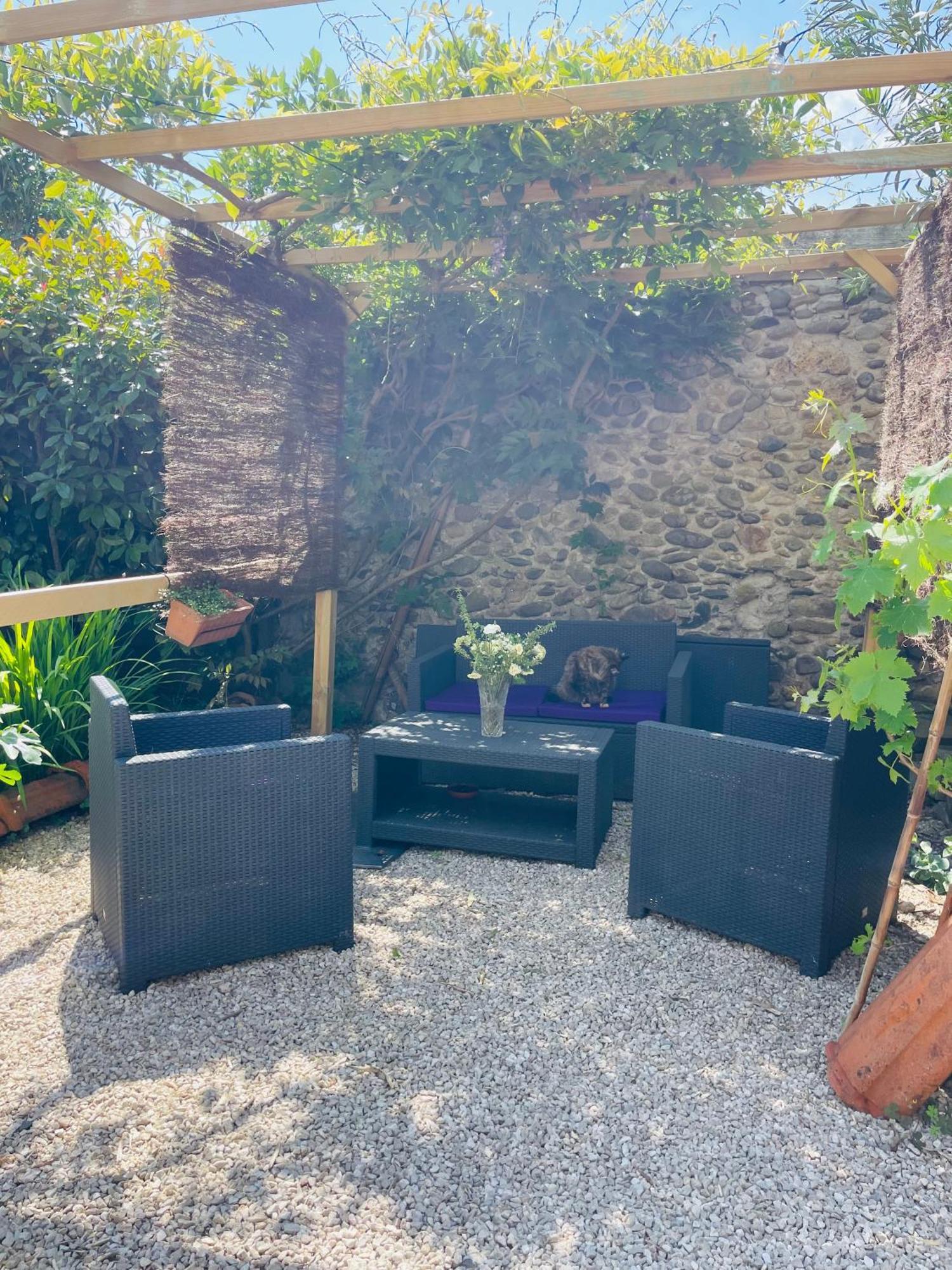 La Poterie Bed and Breakfast Carresse Εξωτερικό φωτογραφία